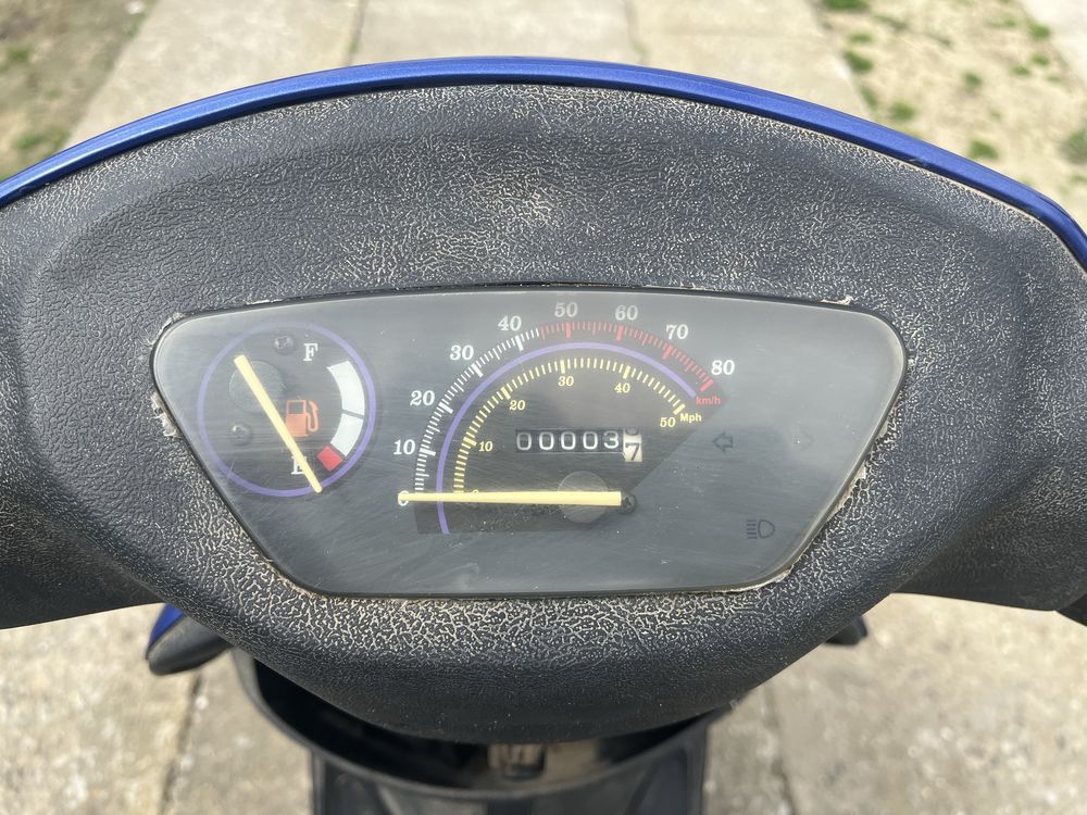 Vând scuter nou 50cc