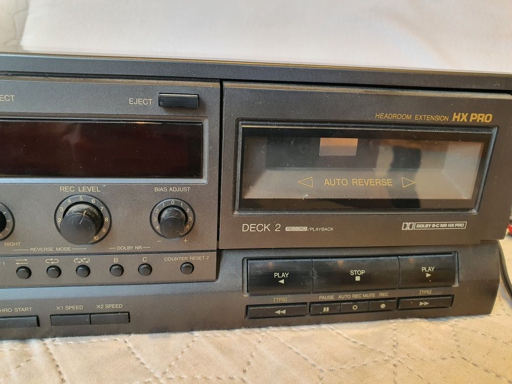 Двукасетъчен японски дек Technics
