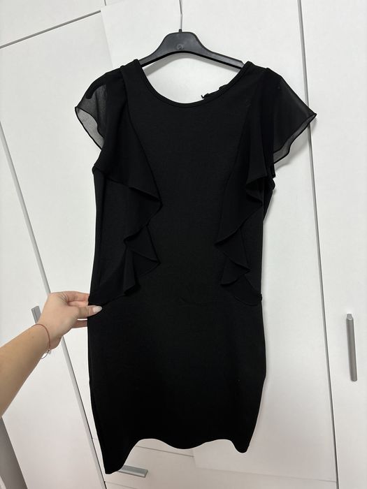 Официални Рокли размер Л