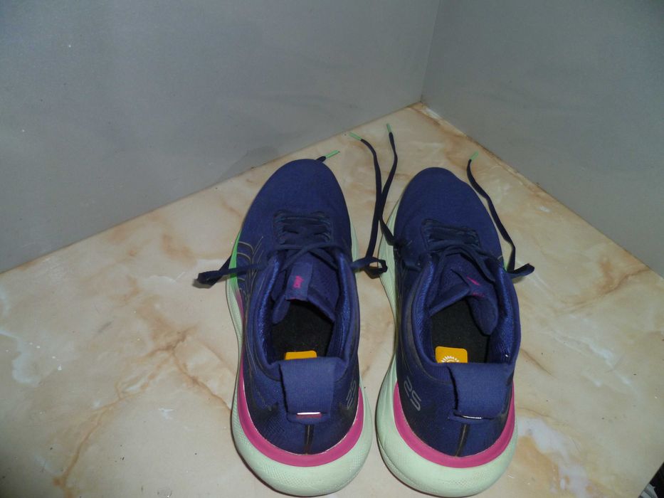ASICS маратонки №41
