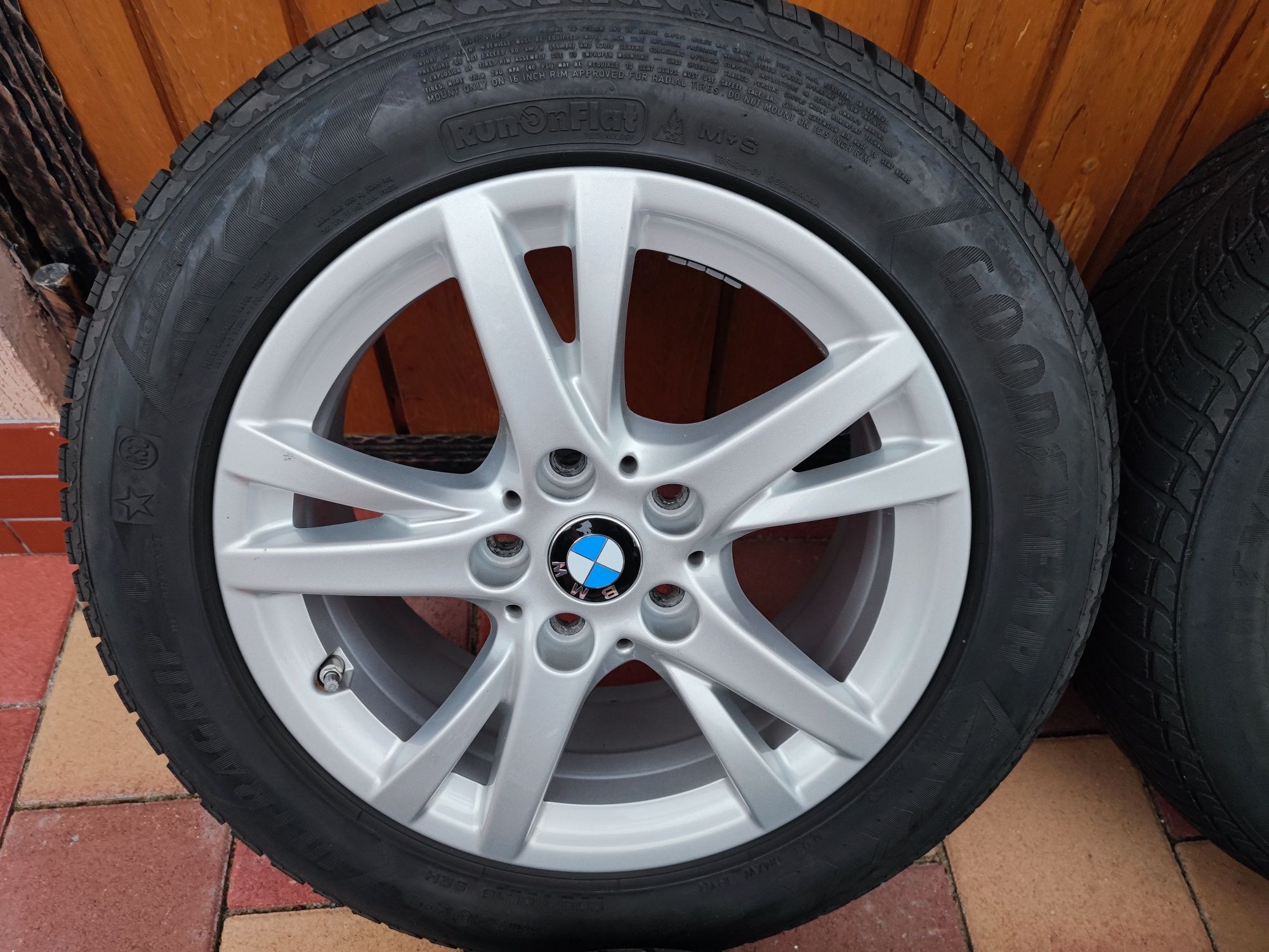 Jante BMW originale F45-F46-F40 2er 205 60R16 iarna Goodyear