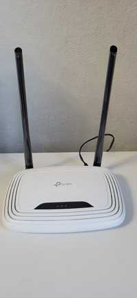 Маршрутизатор TP-Link TL-WR841N
Маршрутизатор TP-Link TL-WR841N