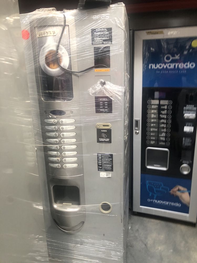 Вендинг автомати фас