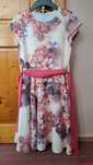 Rochie inflorata cu maneca scurta