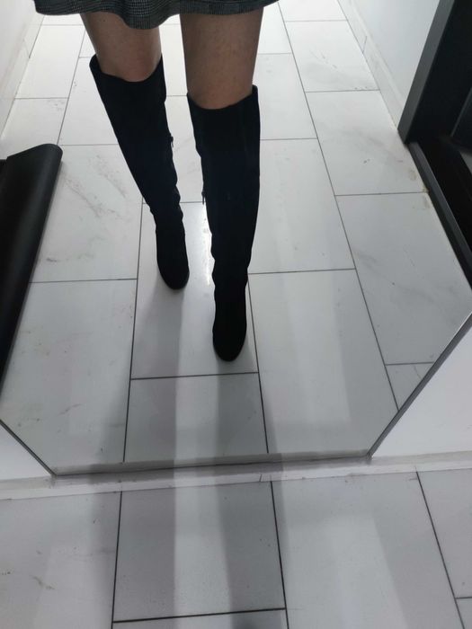 Cizme de dama peste genunchi