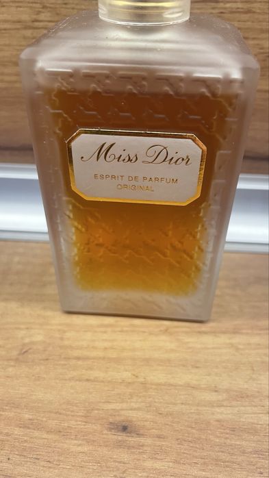 Оригинален парфюм на Miss Dior