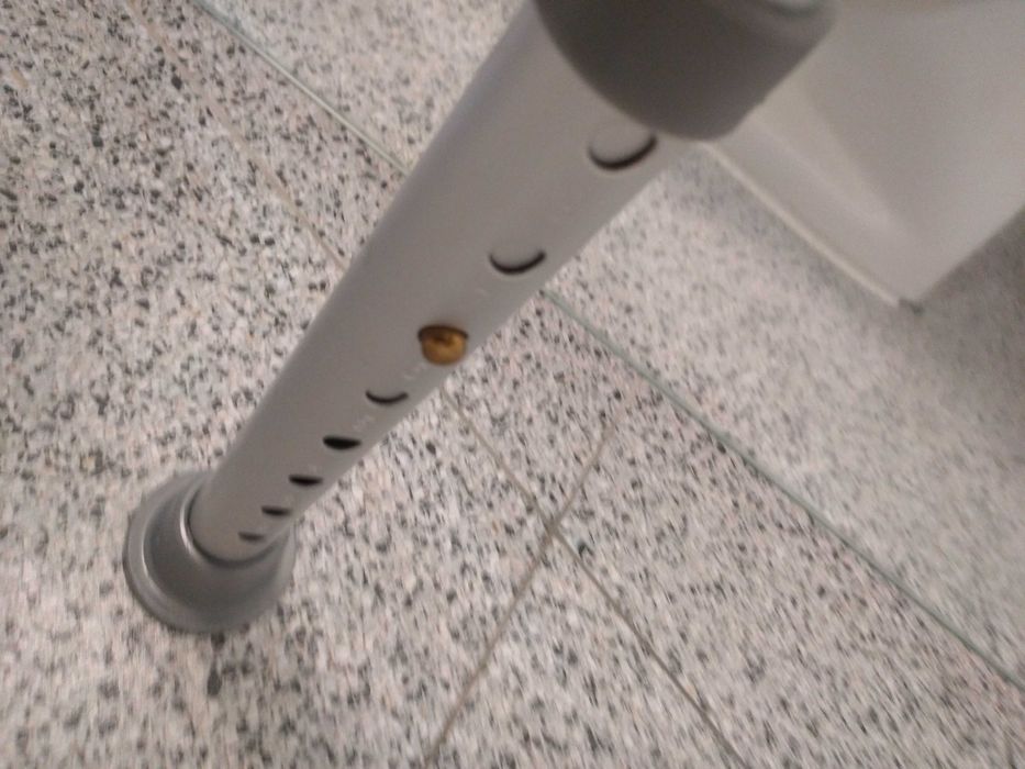 Scaun de duș reglabil din aluminiu și plastic