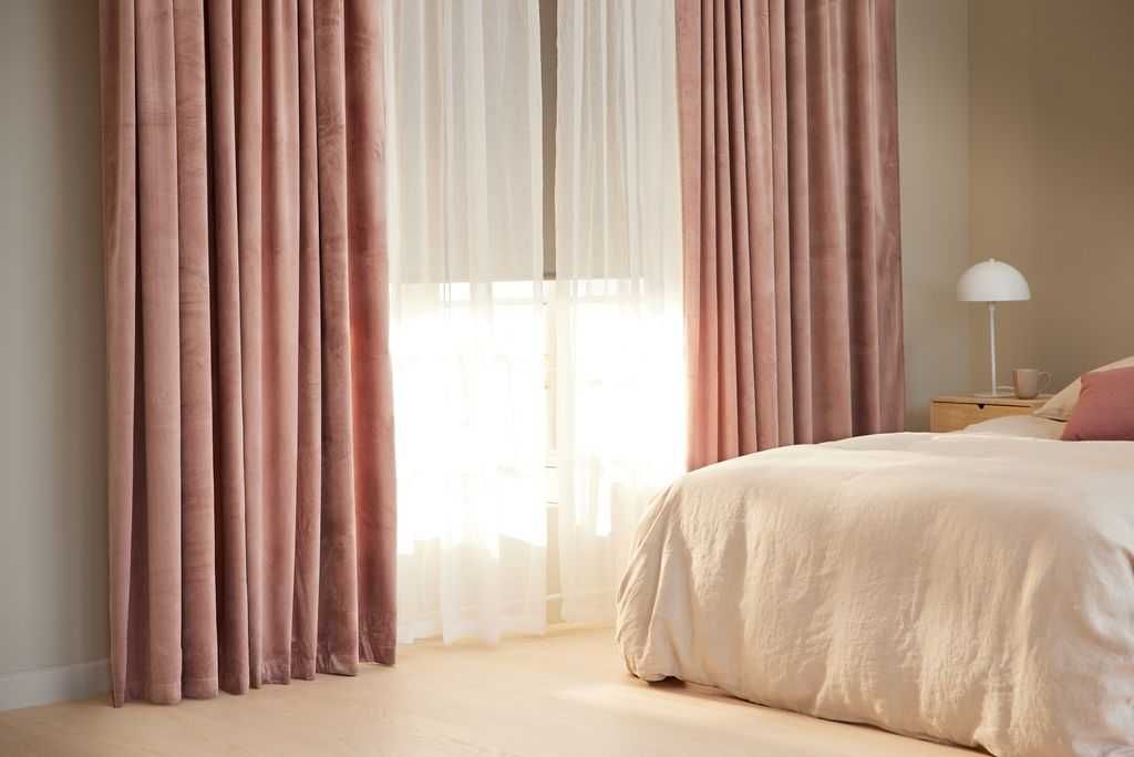 Draperie catifea Velvet Curtain 140 x 300. Diferite Culori