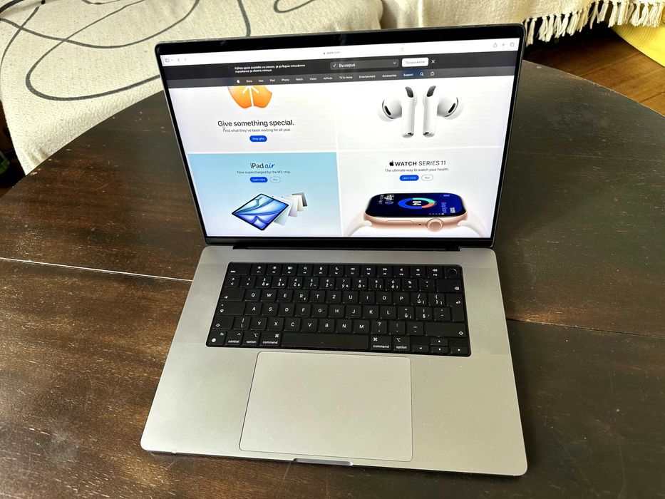 Apple Macbook Pro A2780 M2 ПРО 32GB / 512GB  16 инча 2023 г