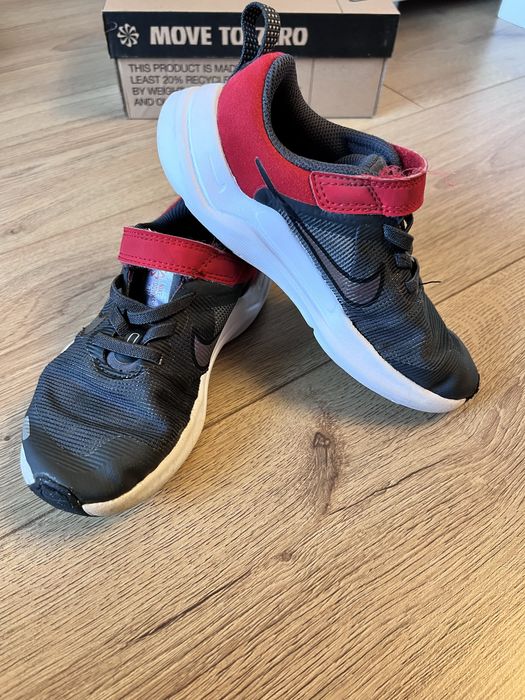 Маратонки за момче Nike 28 номер