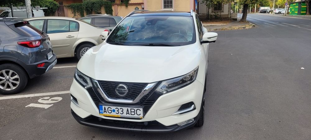 Vând Nissan qashqai j11 tekna+ Bose