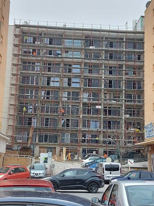 Închiriem schelă metalică cu montaj autorizat!