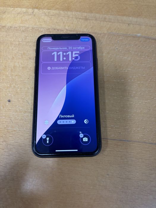 Продам iPhone 11, черный