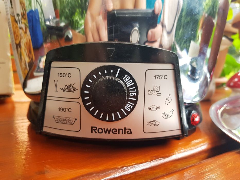 Friteusa Rowenta 1600W noua, corp aluminiu masiv, capac inox