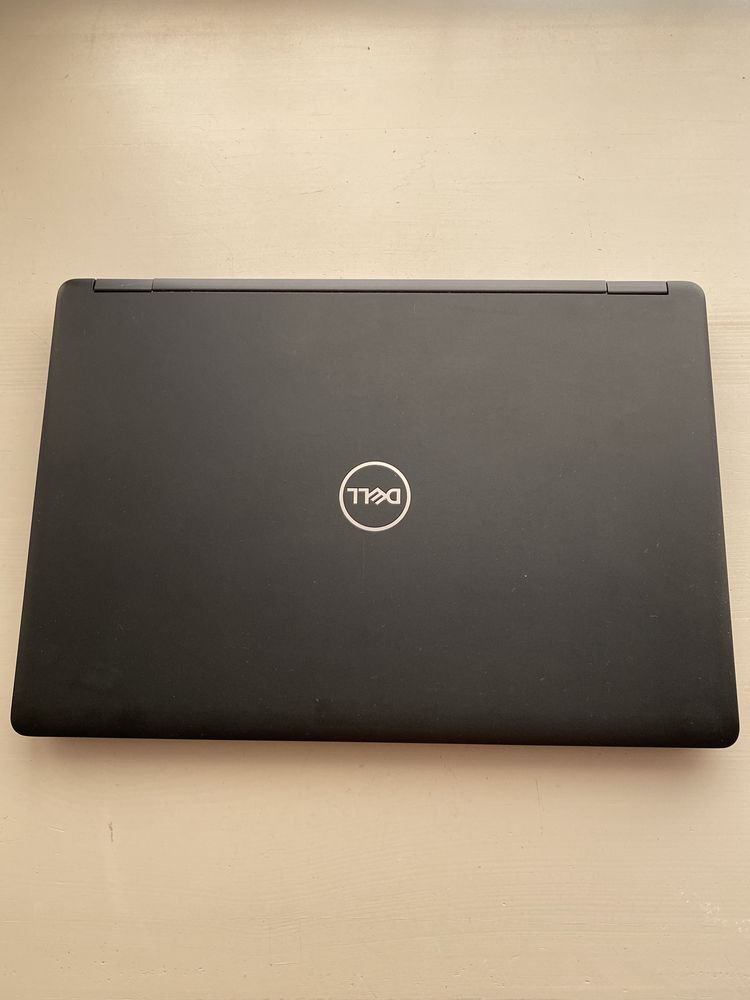 Dell Latitude 5490