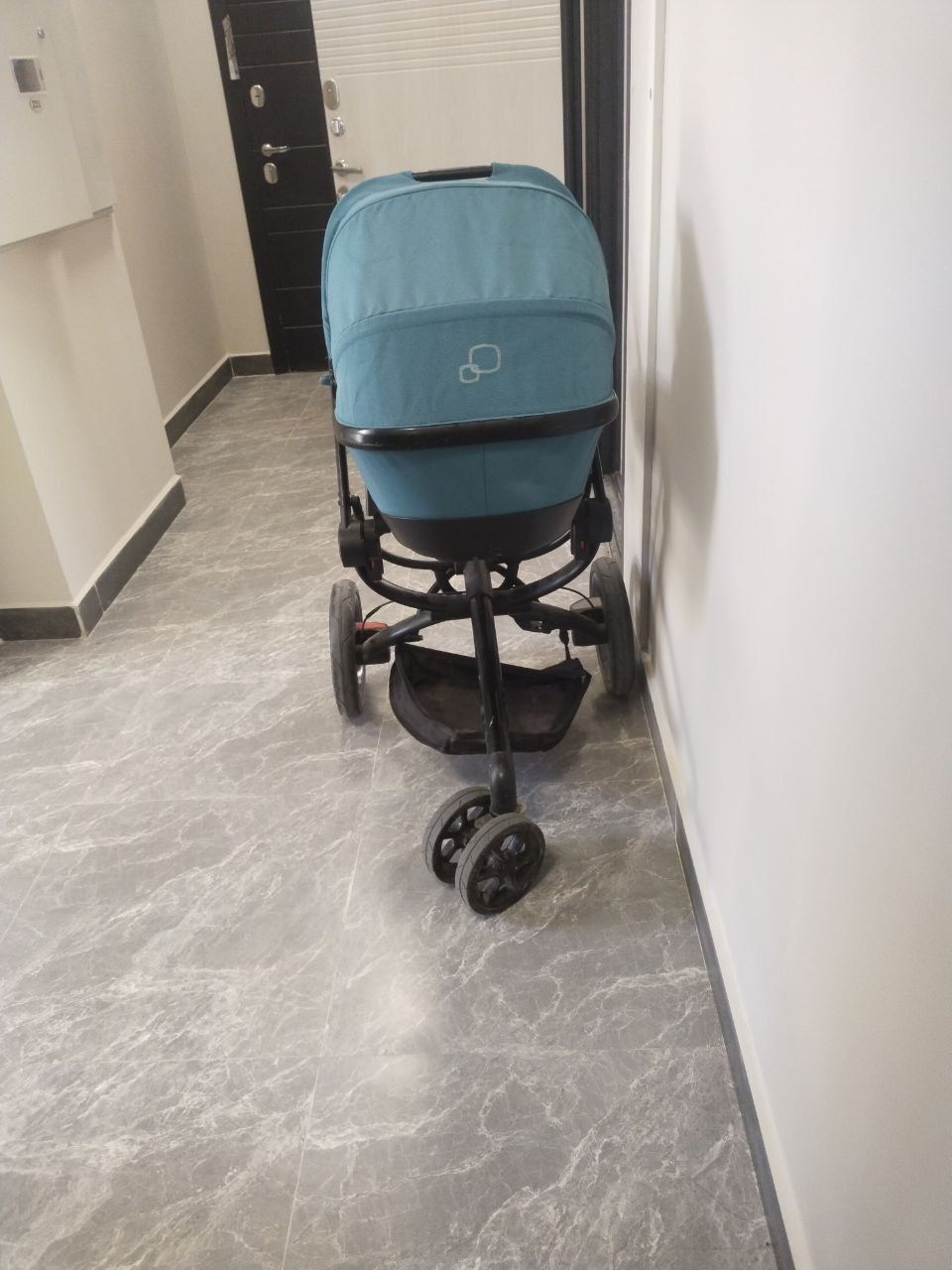 Коляска Quinny 2 в 1