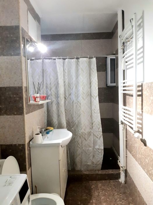 Apartament 1 camera decomandat /centrala proprie / Utilat - mobilat