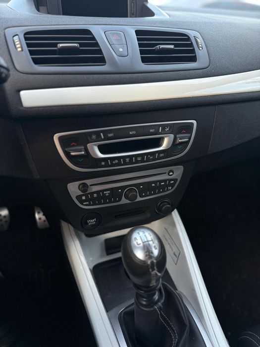 Renault Megane 3 Monaco GP – 1.9 dCi 130 CP – 2012 – Alb Perlat