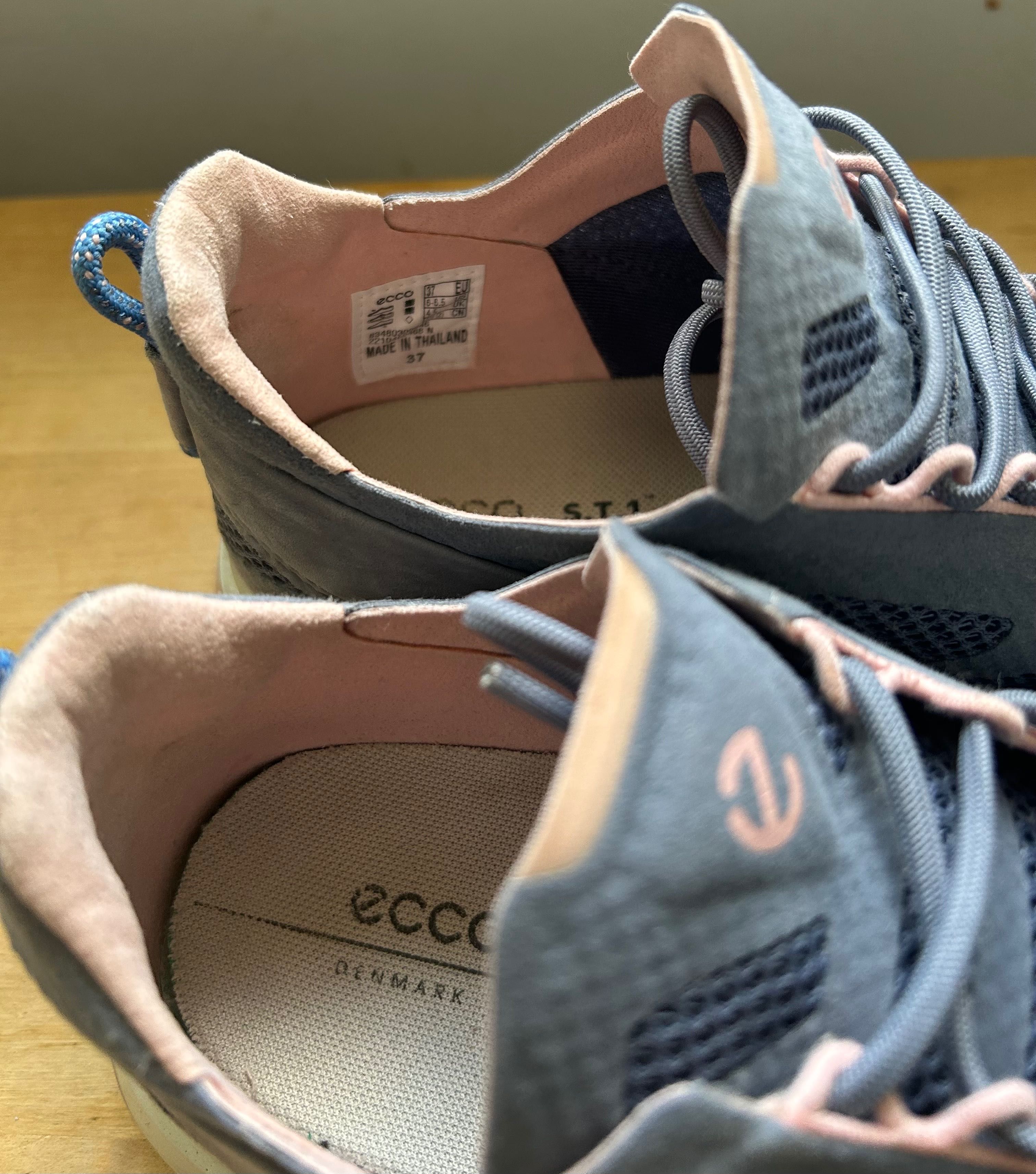 Дамски обувки ECCO 37 номер