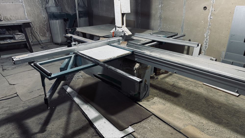 Форматно-раскроечный станок mj90