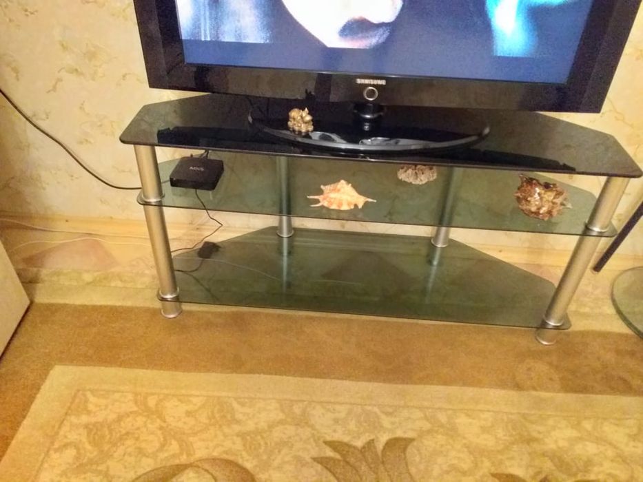 Подставка для телевизора