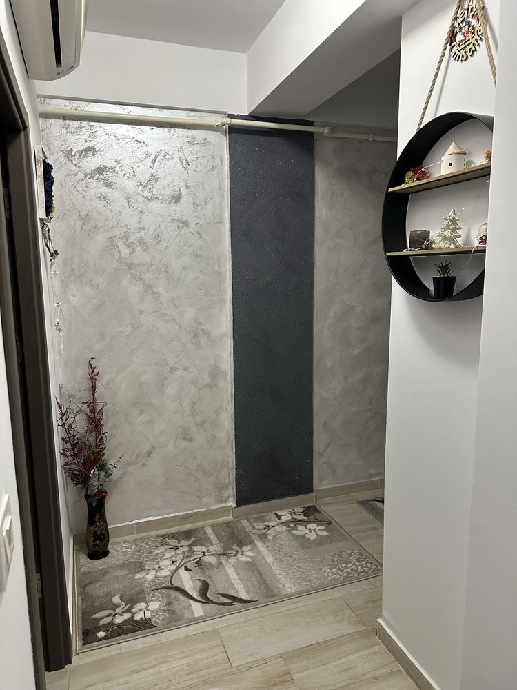 Persoana fizica vand apartament