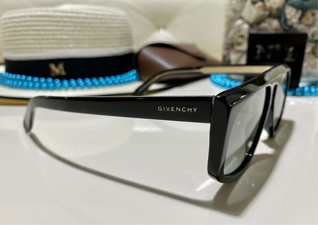 GIVENCHY Gv 7125/S Sunglasses