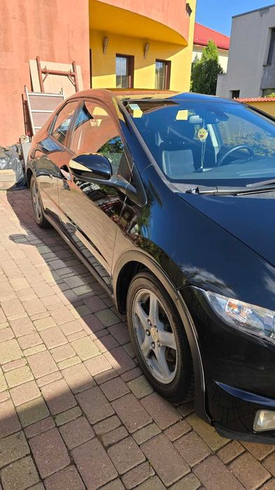 HONDA CIVIC 1.8 BENZINA HATCHBACK in stare foarte buna!