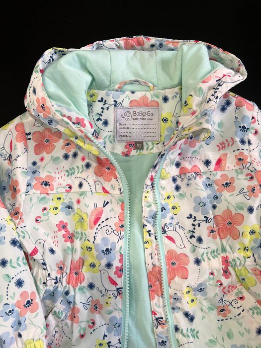 Бренд Baby go 92, на 2,5 -3 года куртка, ветровка на девочку