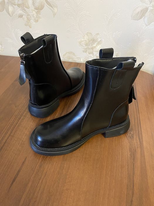 Женские осенние сапоги