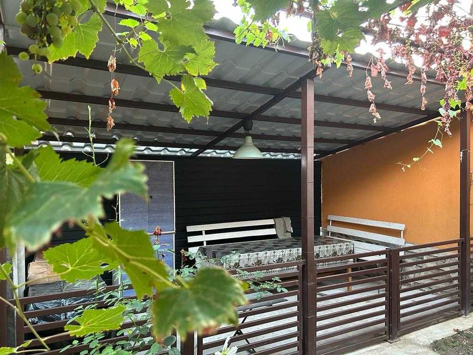 2 Case, Foisor, Garaj, 2 Anexe şi teren 4370 mp, Tismana, sat Costeni