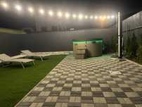 CASA cu 2 camere curte terasa jacuzii 4 persoane .REGIM HOTELIER !
