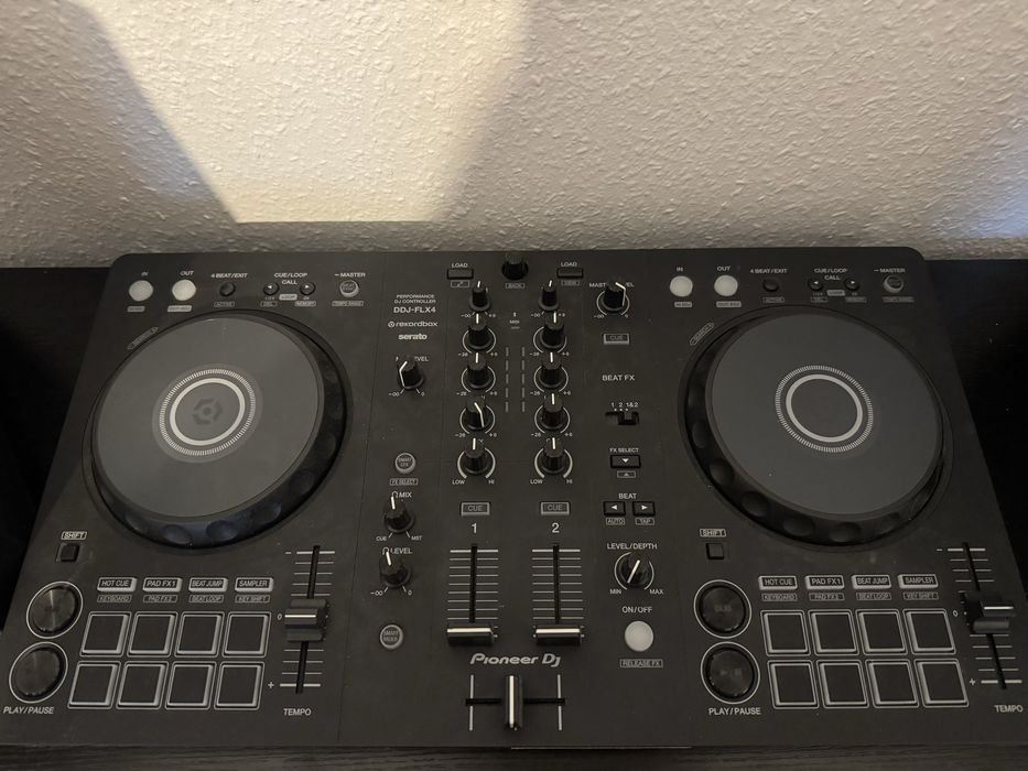 Pioneer Flx4 + DM50 Pioneer + Headphone Pionner