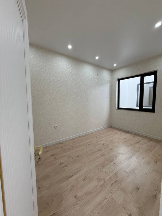 Сергели Хонабод  Заправка Метро яқин коттеж 4 хона кадастр бор.срочно