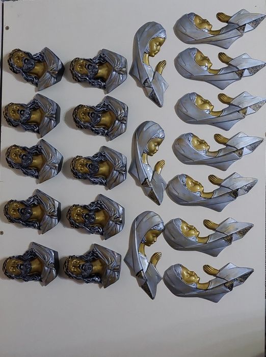 Statuete pentru monumente funerare / cruci