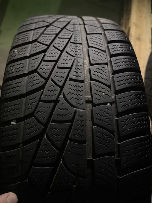 Cauciucuri Pirelli 245/40 19 IARNA