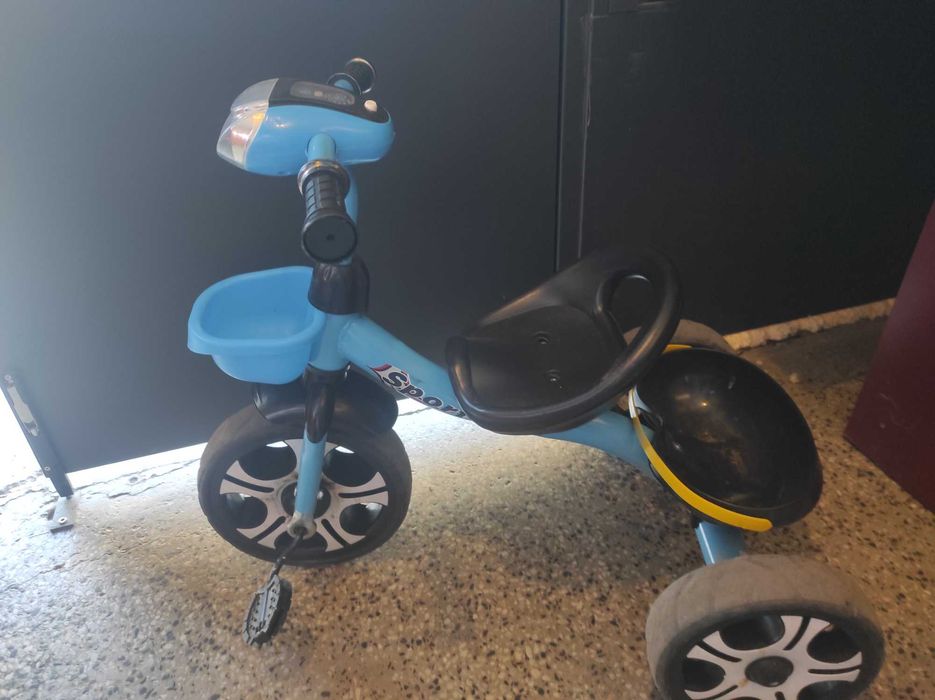 Детско колело триколка