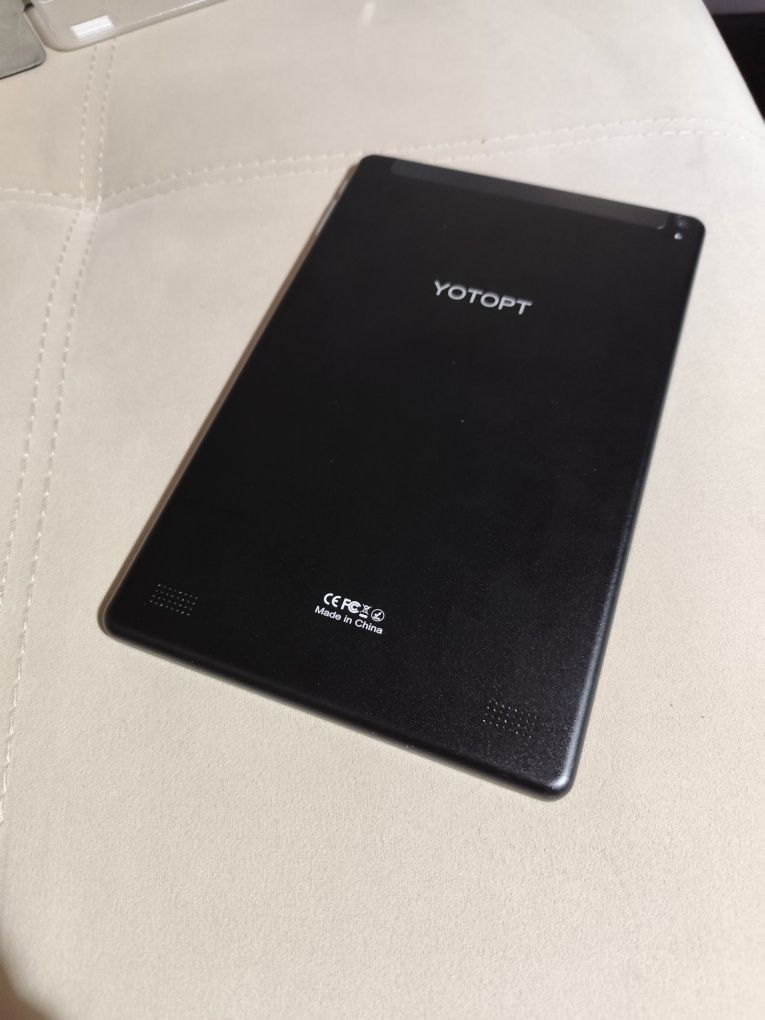 таблет YOTPOT 10.1"