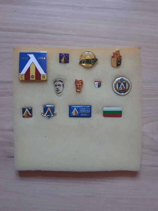 Ретро артикули на Левски-Спартак