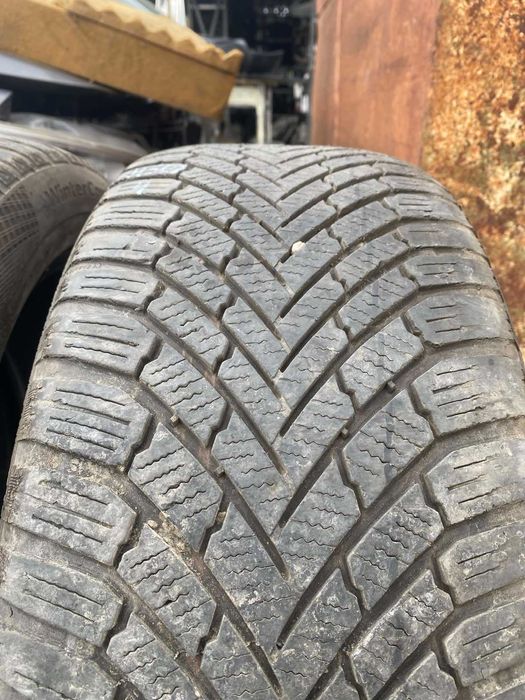 4 броя зимни гуми Continental 225/50 R17 Dot 0619 ном 502