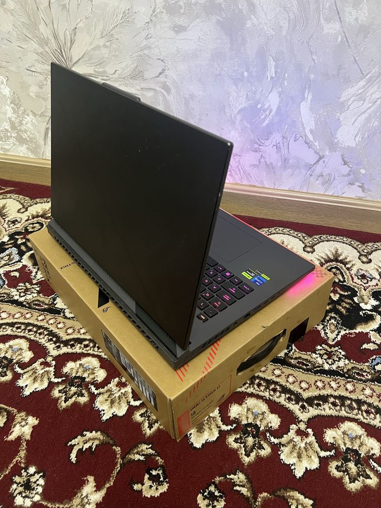 Asus Rog Strix G18