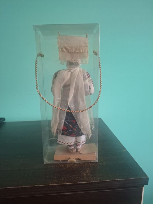 Păpuși vechi tradiționale