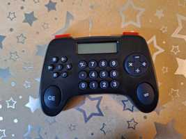 Calculator de buzunar tip consola joc