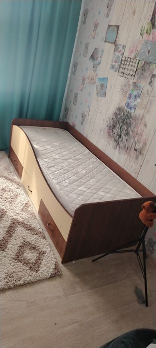 Продам кровать 1.5
