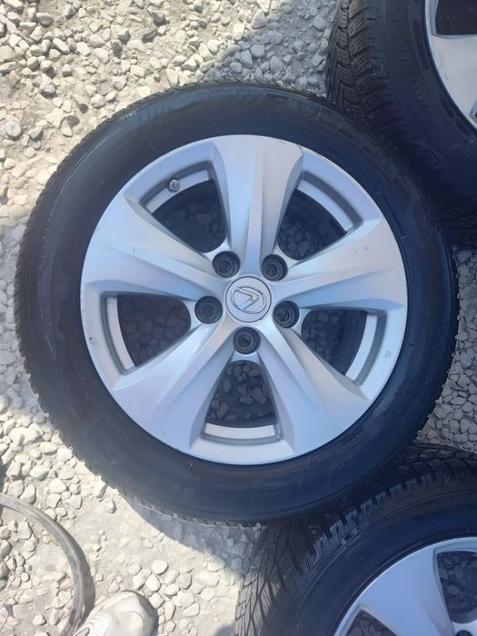 Продавам лети джанти за LEXUS 16" 5/114,3