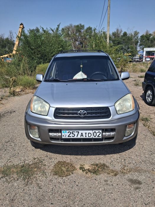 Продам машину Тойтарыс Rav4