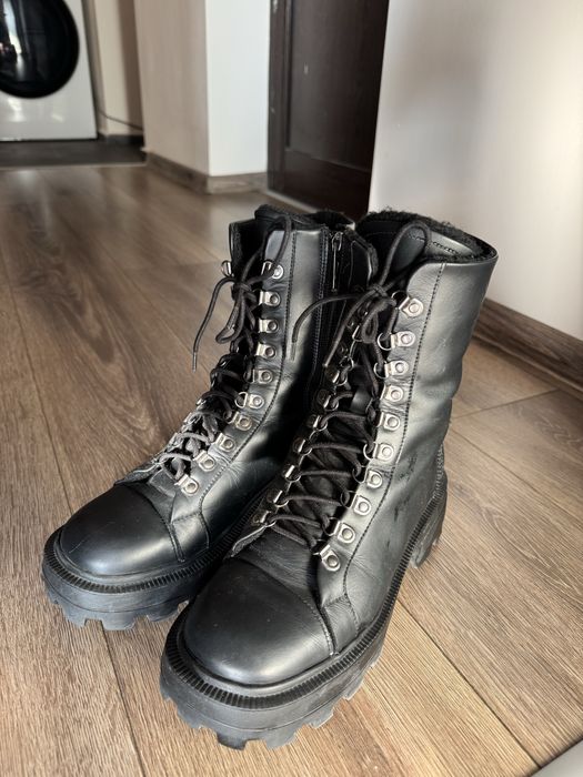 Боти от естествена кожа GABINA