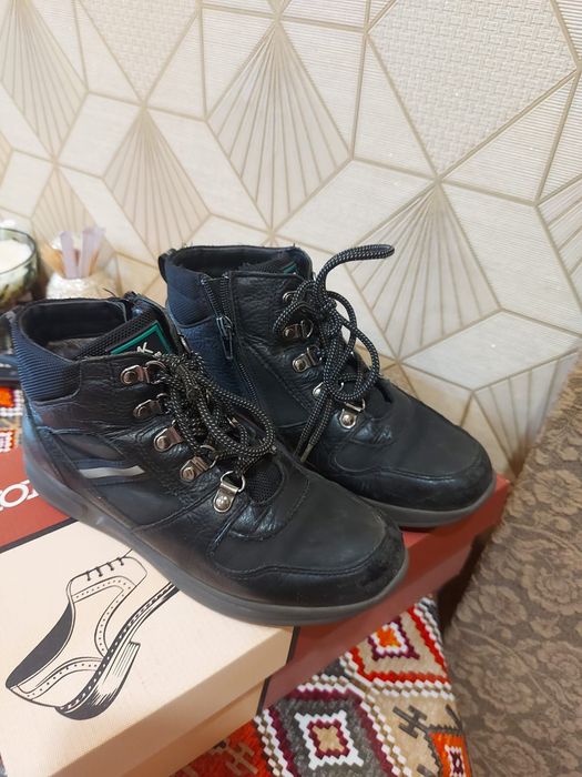 Зимние ботинки 35 р