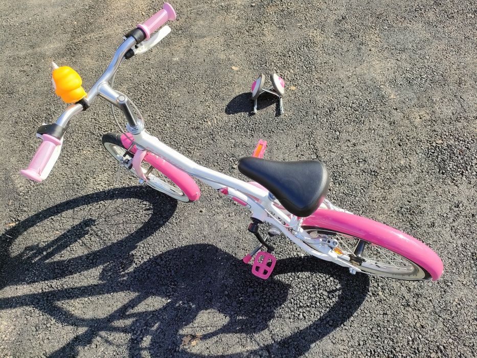 Vând bicicletă B’Twin Docto Girl 500 Decathlon cu roți de 16 inch, rec