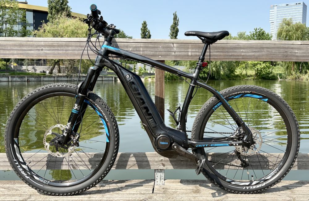 Bicicleta giant electrica echipare schimano xt motor yamaha 80nm
